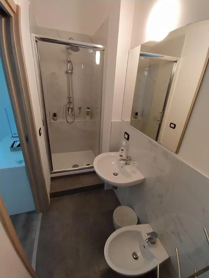 ** Pensjonat Hotel Domus Nikolai Bari Włochy