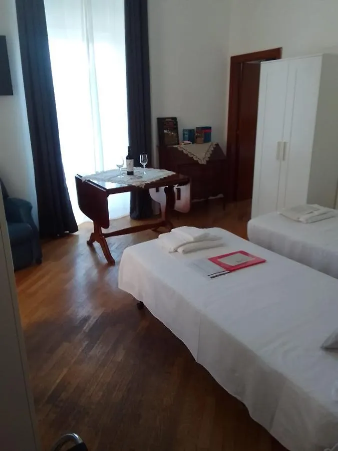 Pensjonat Hotel Domus Nikolai Bari