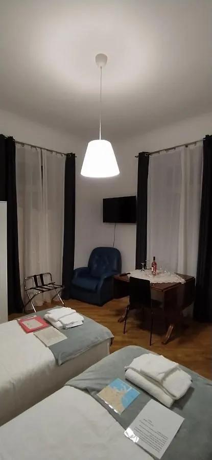 ** Pensjonat Hotel Domus Nikolai Bari Włochy